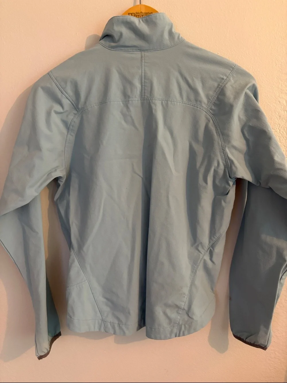 The North Face Women’s Sky Blue Half-Zip Windbreaker Pullover - Picture 3 of 3